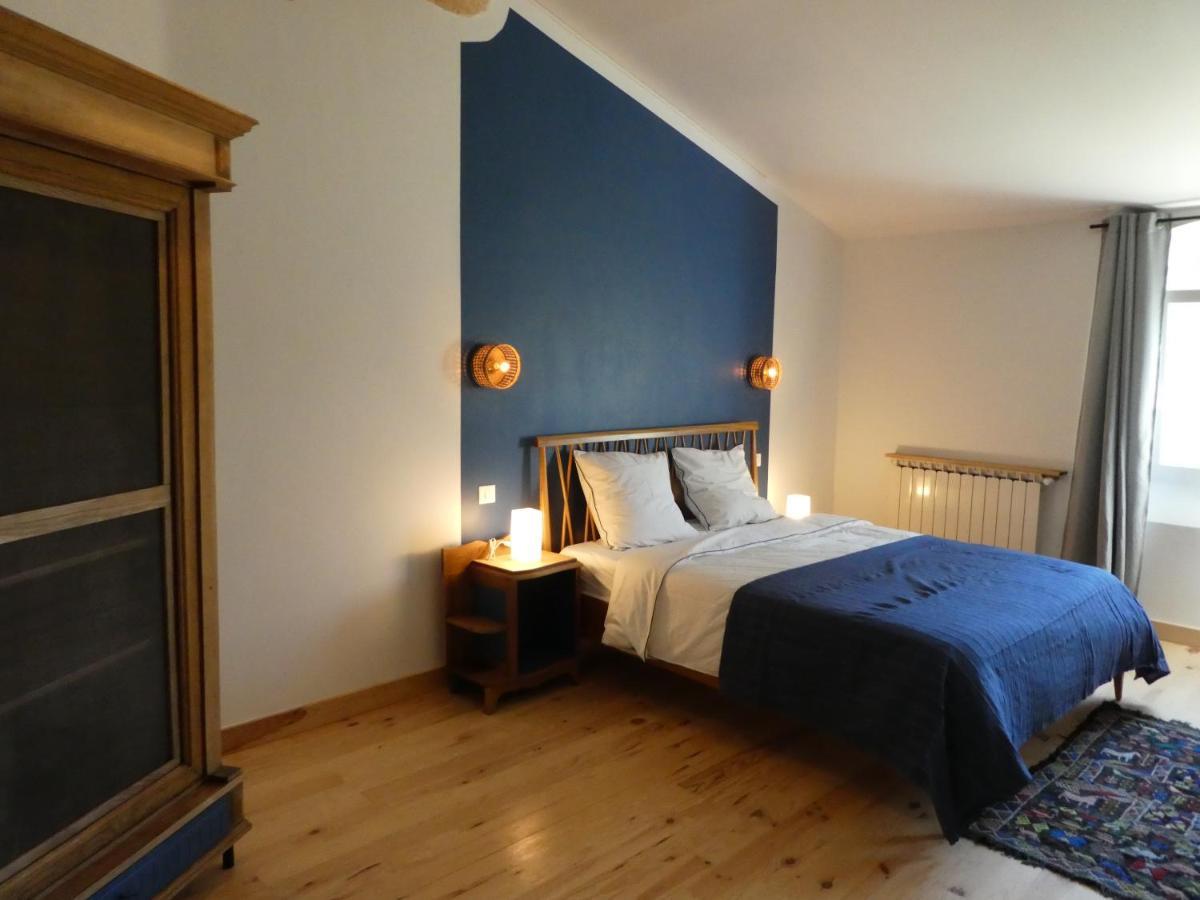 L'auguste maison d'hôtes Valensole Extérieur photo