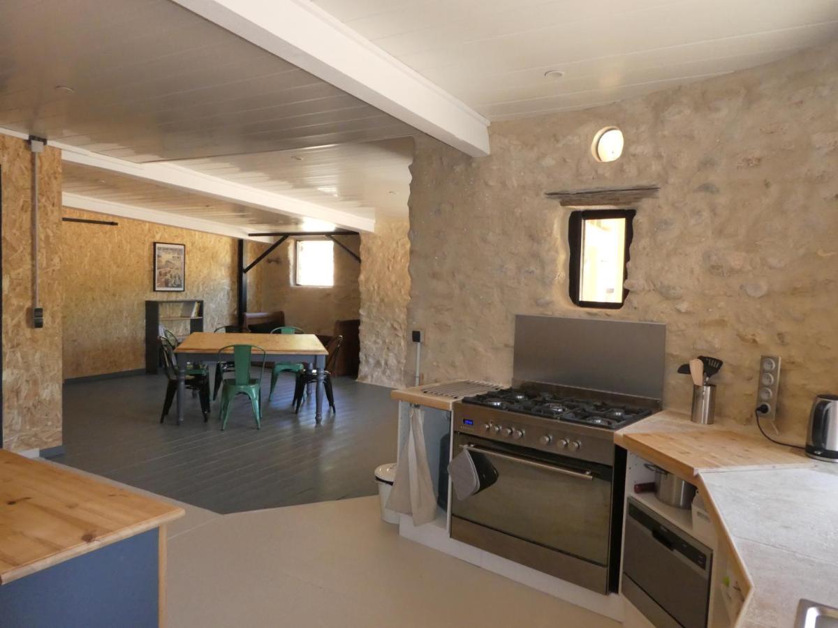 L'auguste maison d'hôtes Valensole Extérieur photo